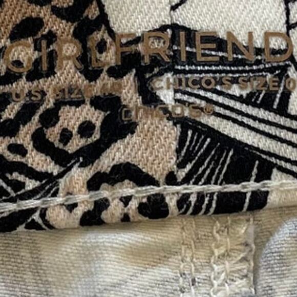 Chico's So Slimming Girlfriend Slim Leg Ankle Jean Tropical Animal/Leopard, 4 - Picture 10 of 15